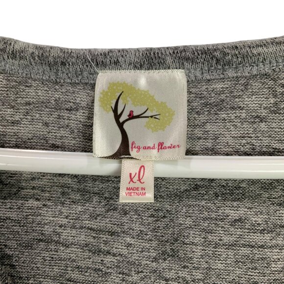 Fig and Flower Gray Button Up V-Neck Cardigan Size XL Floral Embroidered - Picture 3 of 5